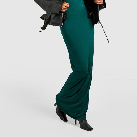 Boohoo maxi dress, green, size 4 - Picture 3 of 3